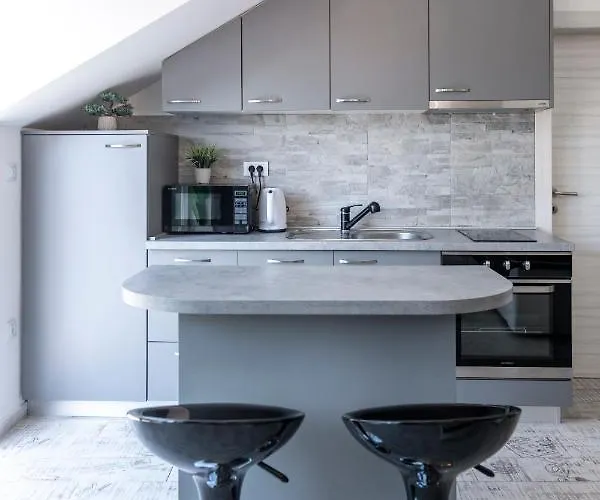 Peaceful Near The - Sole Διαμέρισμα