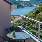 Appartement Peaceful Near The - Sole *