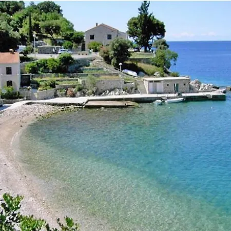 Peaceful Near The - Sole Apartament