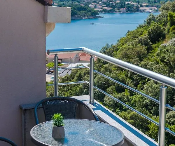 דירה Peaceful Near The - Sole *