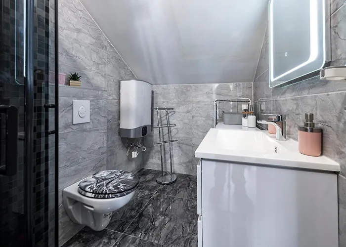 公寓 Peaceful Near The - Sole 扎通